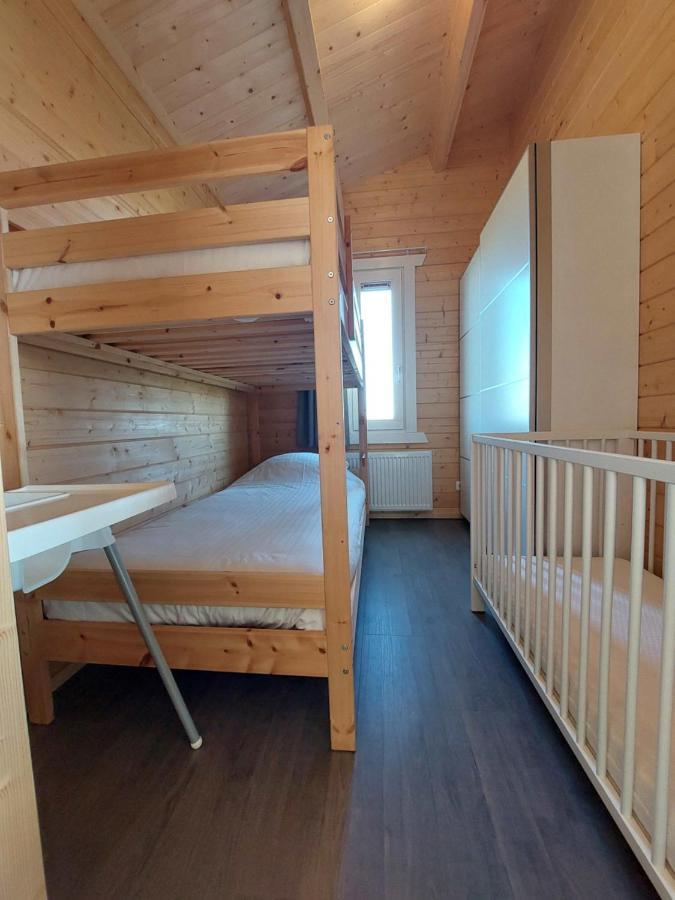 Vakantiehuisje Vlakbij Leeuwarden, Swichumer Pleats Kültér fotó